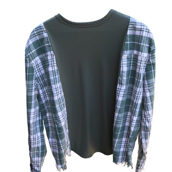 Flannel Shirt Upcycle, M-L: Reworked Oversized Pullover Sweatshirt, Winter Scene - Picture 9 of 12